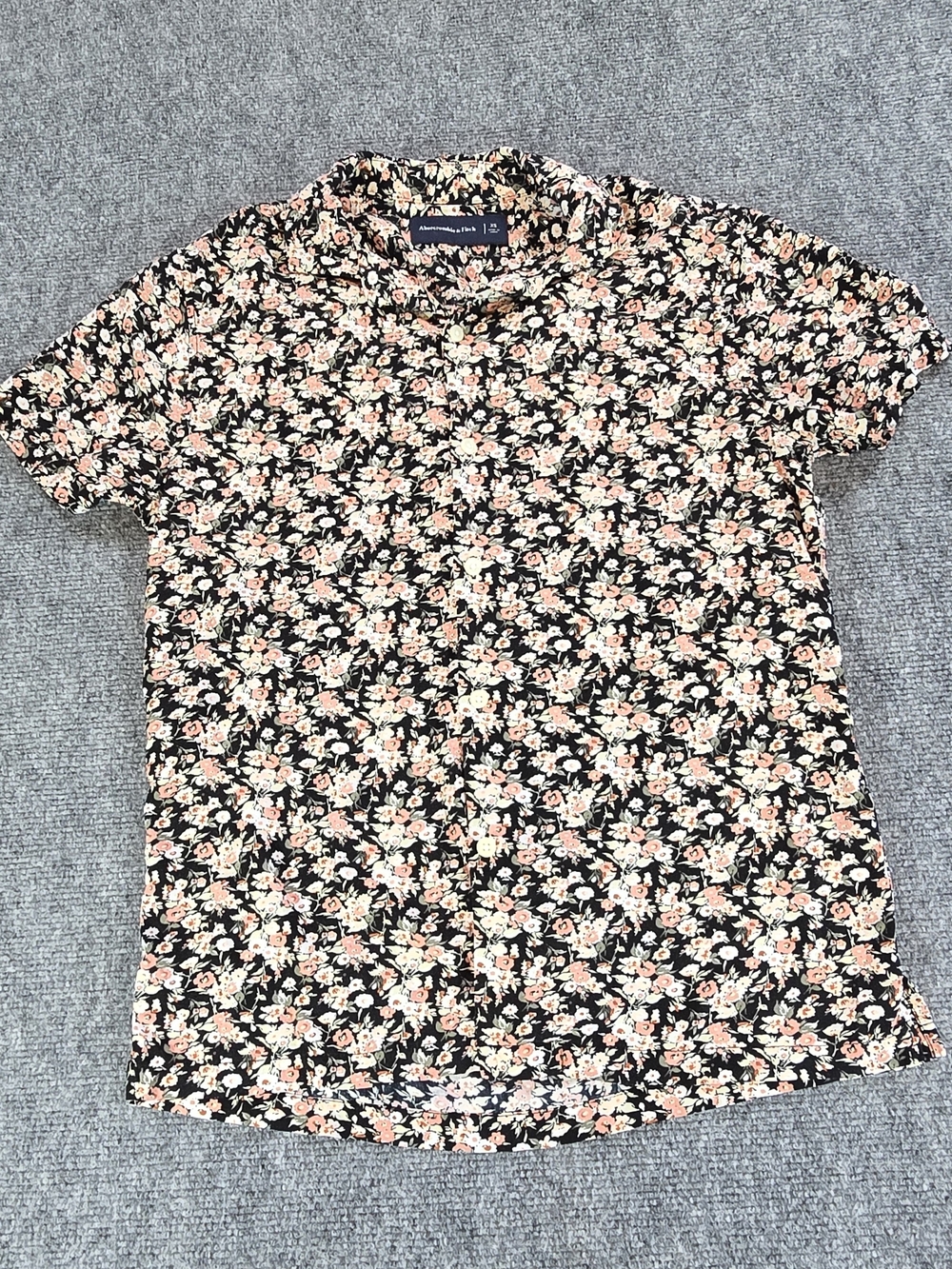 Abercrombie & Fitch Womens Floral Blouse XS Black Peach Cream Button Front Top